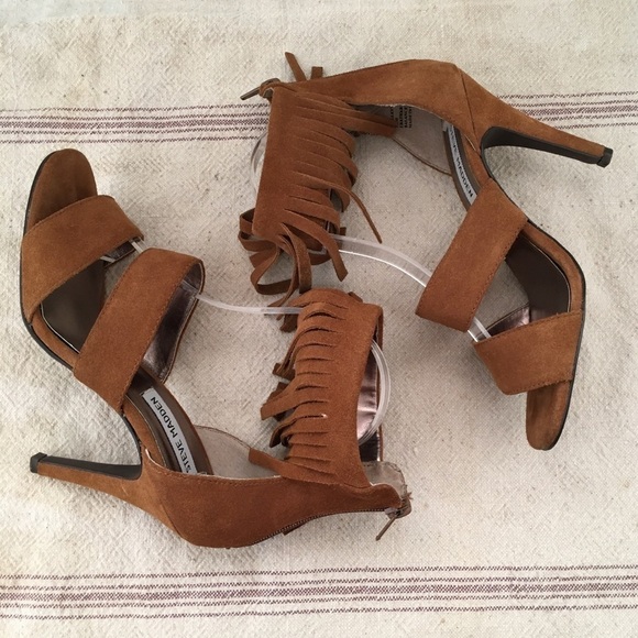 Steve Madden Tan Suede Fringe Ankle Heeled Sandals - Picture 4 of 8